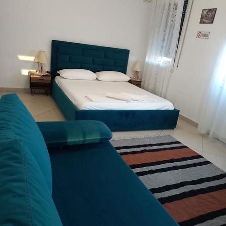 Guesthouse Bela Tirana Zewnętrze zdjęcie