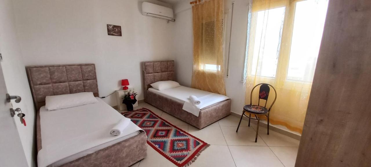 Guesthouse Bela Tirana Zewnętrze zdjęcie