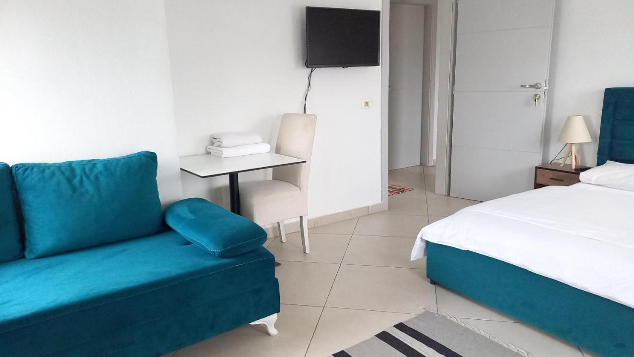 Guesthouse Bela Tirana Zewnętrze zdjęcie
