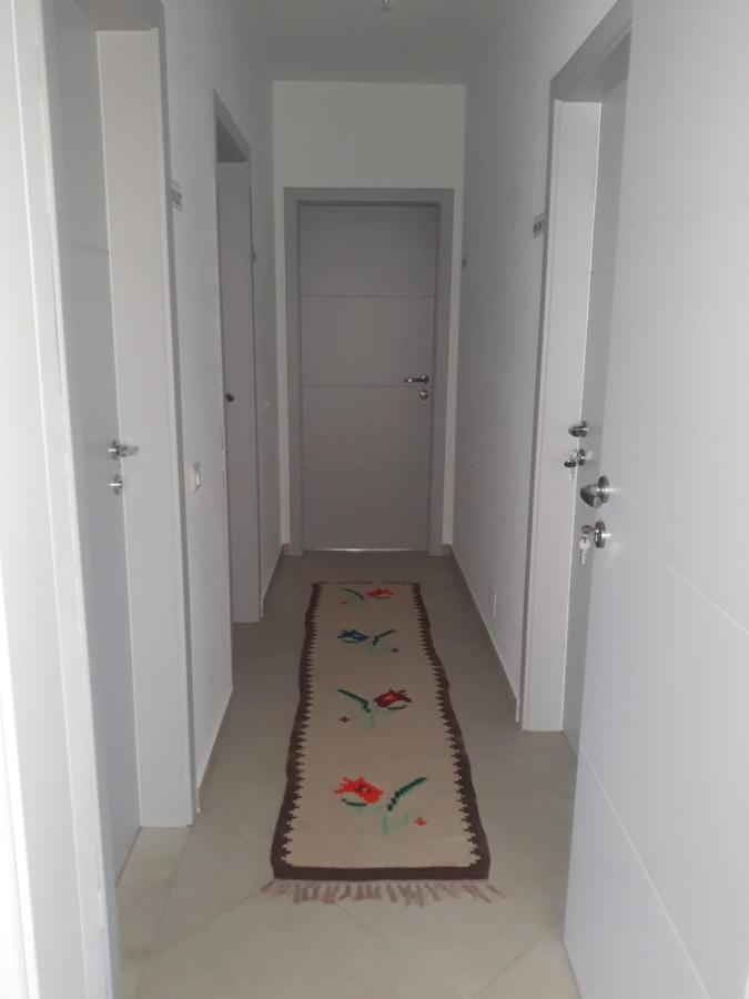 Guesthouse Bela Tirana Zewnętrze zdjęcie