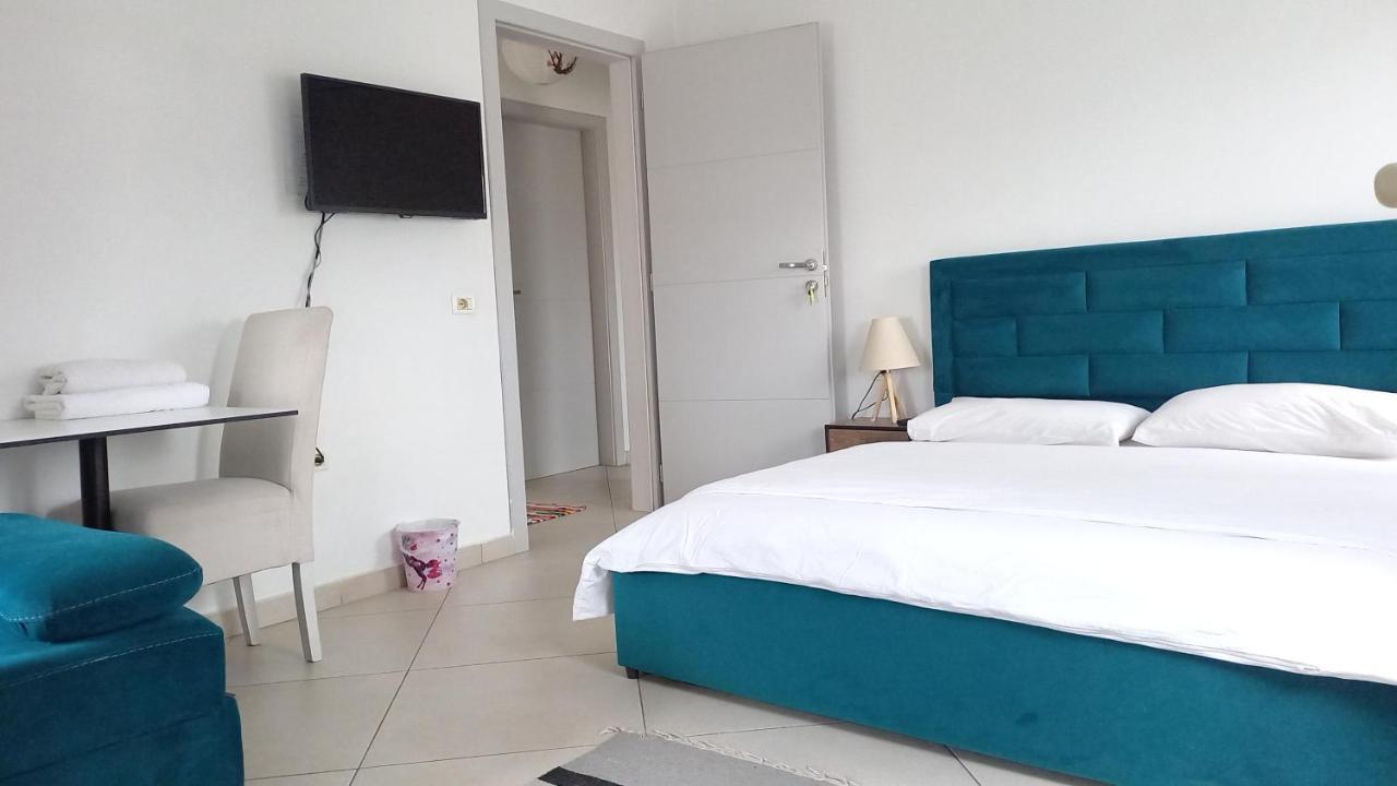 Guesthouse Bela Tirana Zewnętrze zdjęcie