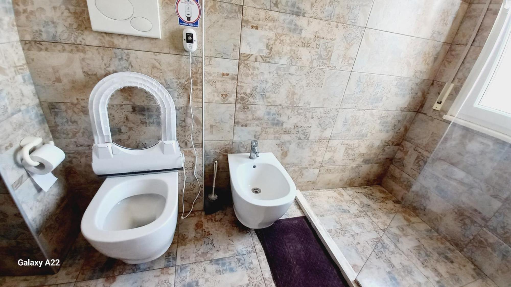 Guesthouse Bela Tirana Zewnętrze zdjęcie